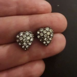 Swarovski crystal heart stud earrings in gunmetal setting (no backs)